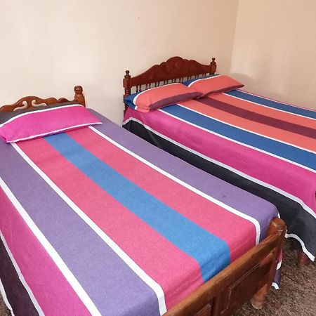 Naaval Beach Villa & Rooms 바티칼로아 외부 사진