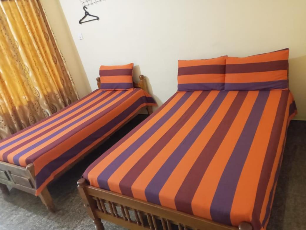 Naaval Beach Villa & Rooms 바티칼로아 외부 사진